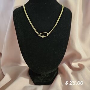 Elegant Gold Necklace